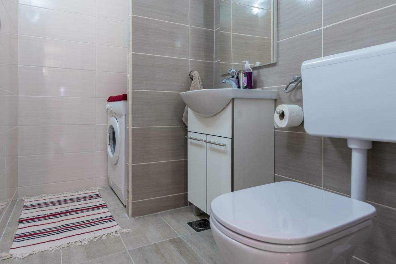 Apartment Katarina Pula Luaran gambar